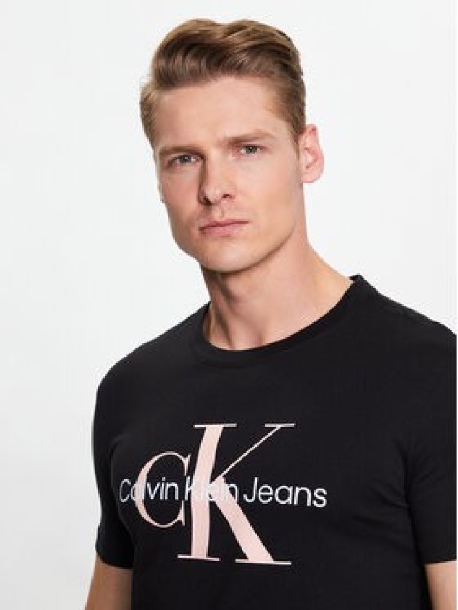 Calvin Klein Jeans T-Shirt J30J320806 Czarny Regular Fit