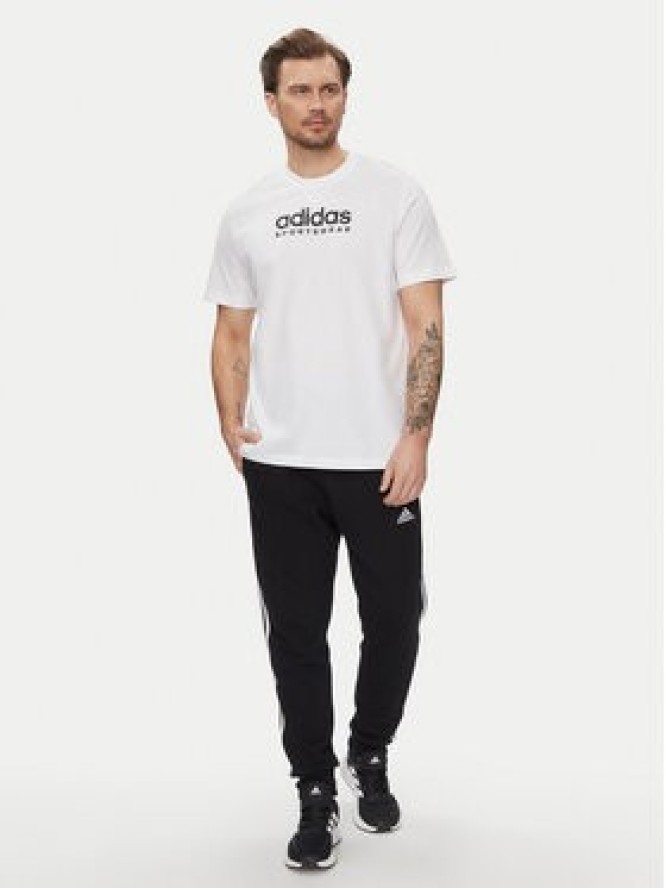 adidas T-Shirt All SZN Graphic T-Shirt IC9821 Biały Loose Fit