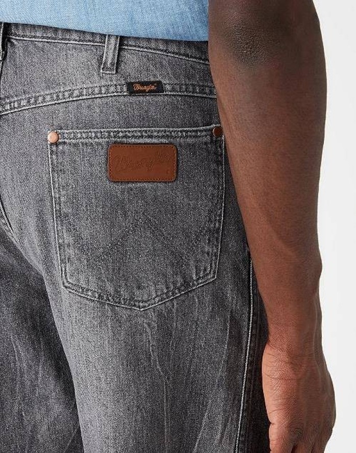 WRANGLER RICHLAND SHORTS MĘSKIE SZORTY SPODENKI COAL GREY W11ACE31F