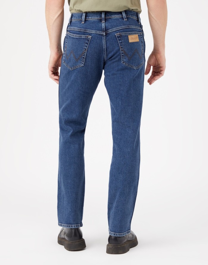 WRANGLER TEXAS MĘSKIE SPODNIE JEANSOWE THE MOMENT AUTHENTIC STRAIGHT W121OCR25