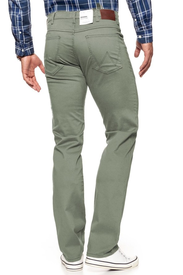 WRANGLER SPODNIE MĘSKIE ARIZONA DUSTY GREEN W12ORW457