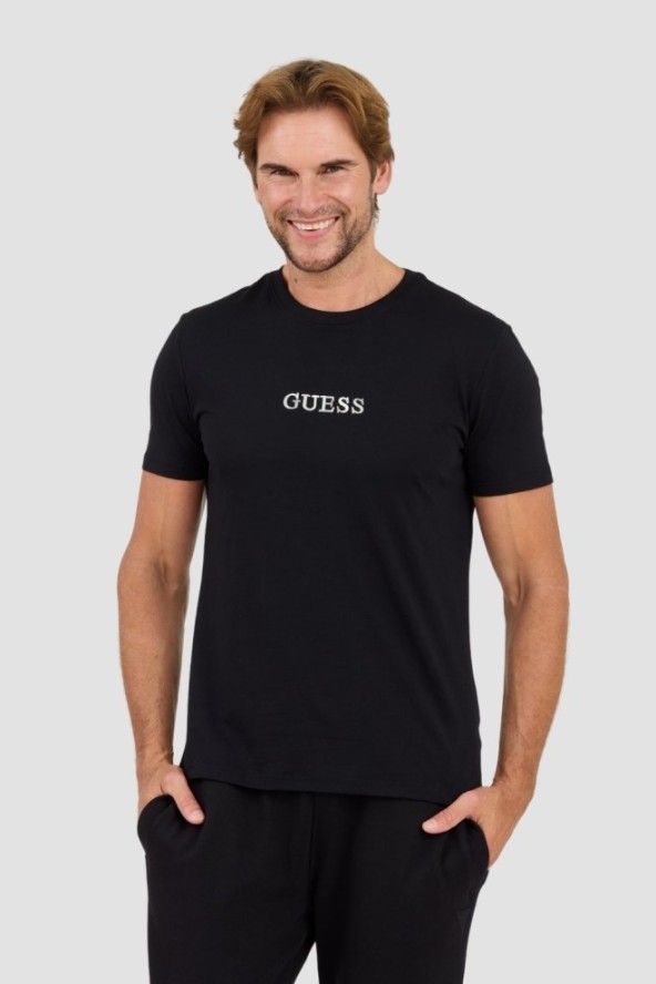 GUESS Czarny t-shirt z haftowanym logo