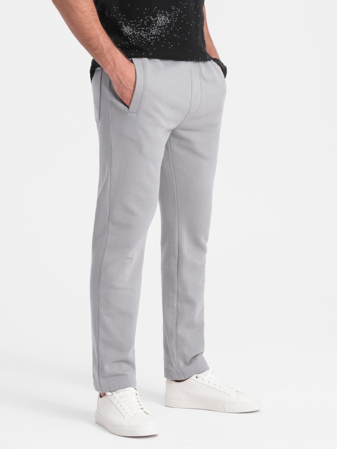 Męskie dresowe spodnie z nogawką bez ściągacza - szare V8 OM-PABS-0206 - XXL