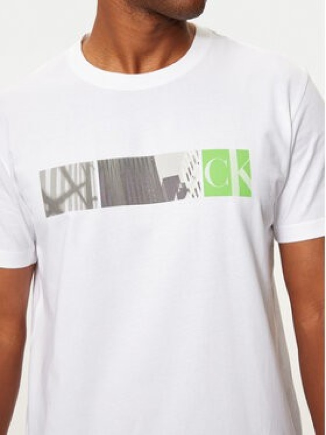 Calvin Klein Jeans T-Shirt City Block J30J326865 Biały Regular Fit