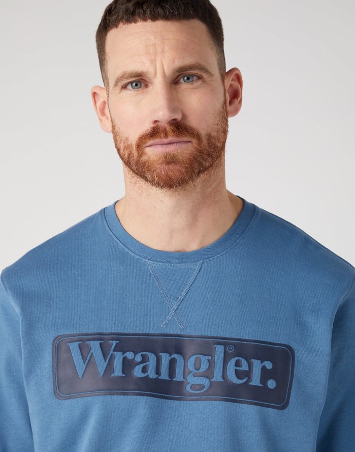 WRANGLER SEASONAL CREW MĘSKA BLUZA NIEROZPINANA LOGO CAPTAINS BLUE 112341198