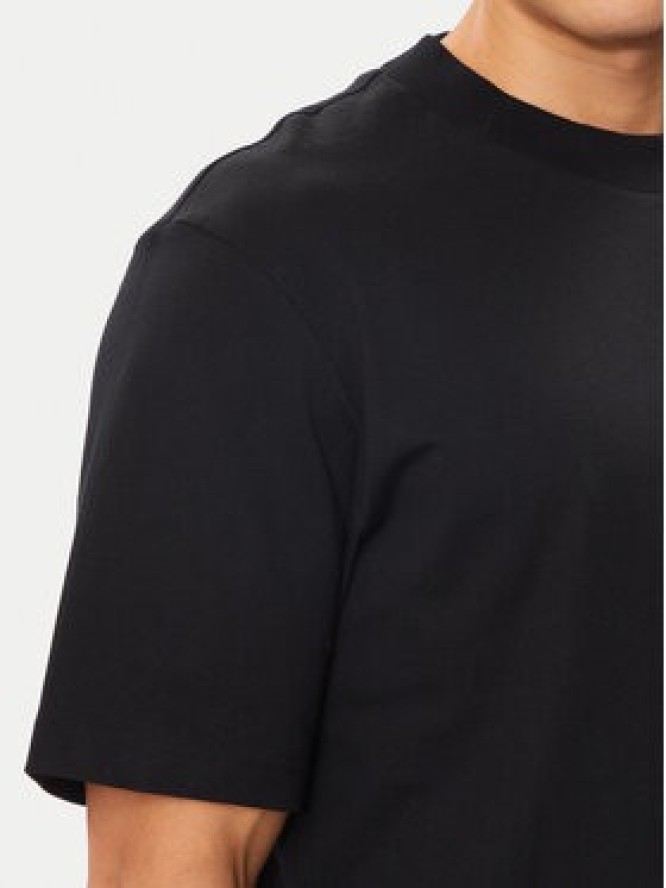 Hugo T-Shirt Nieros 50509991 Czarny Regular Fit