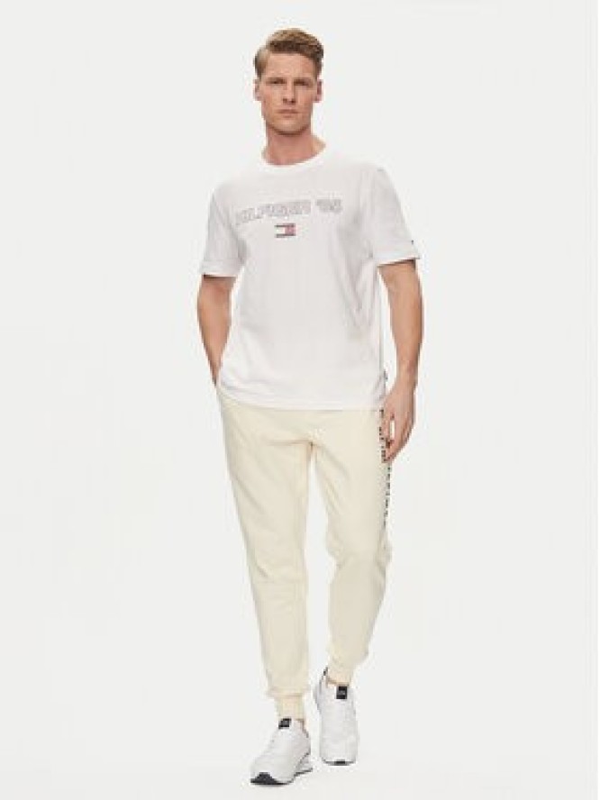 Tommy Hilfiger T-Shirt 85' MW0MW34427 Biały Regular Fit