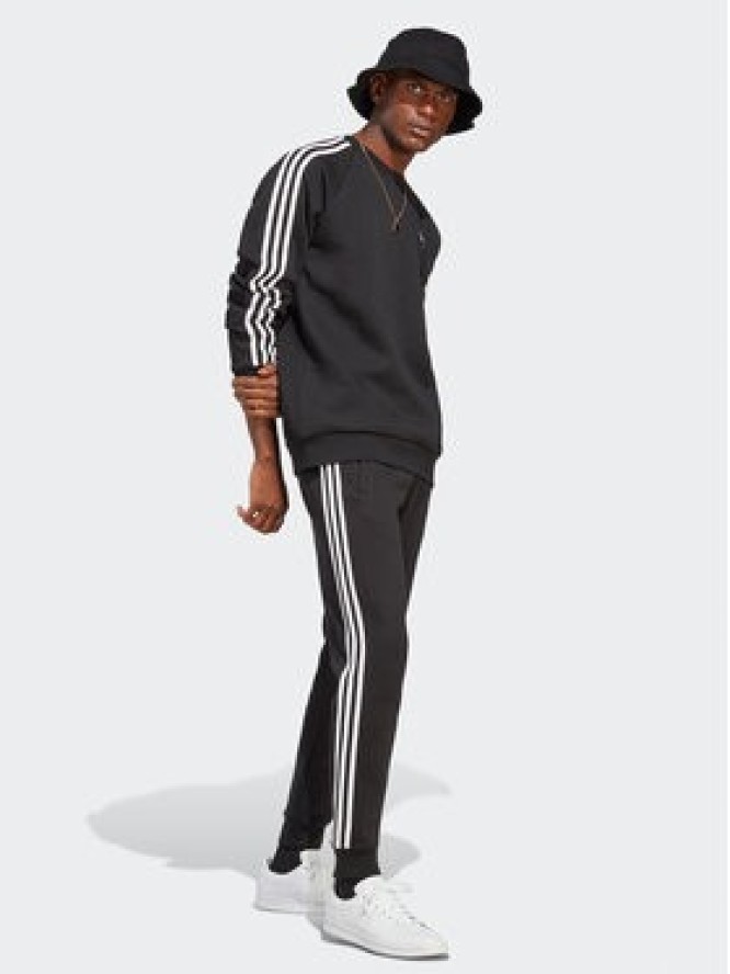 adidas Bluza adicolor Classics 3-Stripes Crew IA4861 Czarny Regular Fit