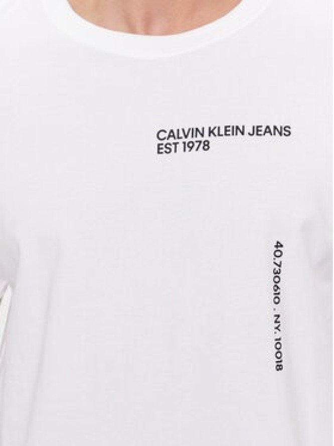 Calvin Klein Jeans T-Shirt Text J30J325065 Biały Regular Fit