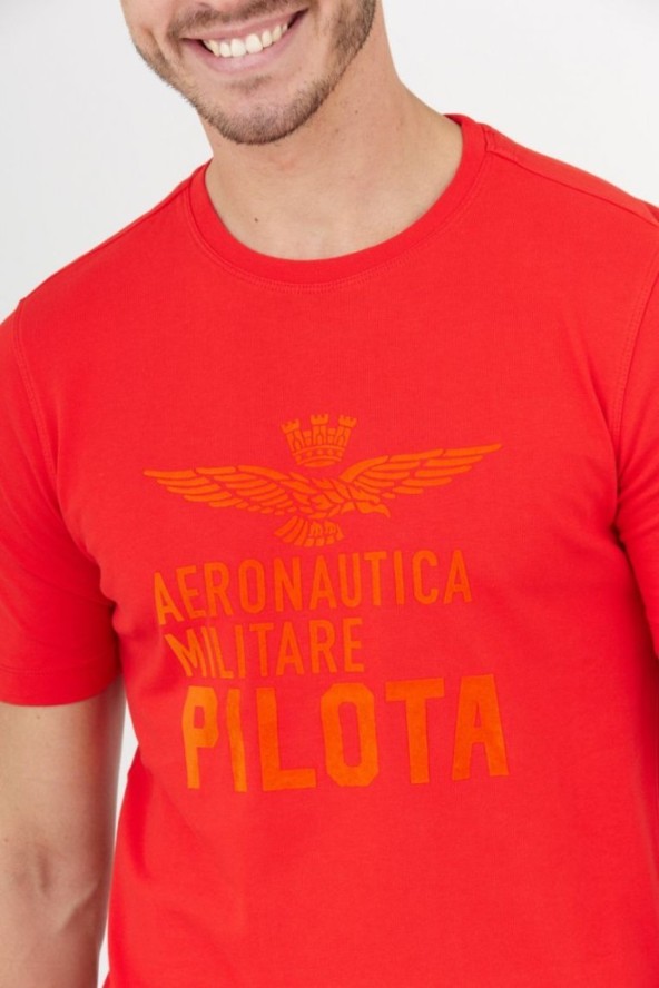 AERONAUTICA MILITARE Pomarańczowy t-shirt męski z aksamitnym logo