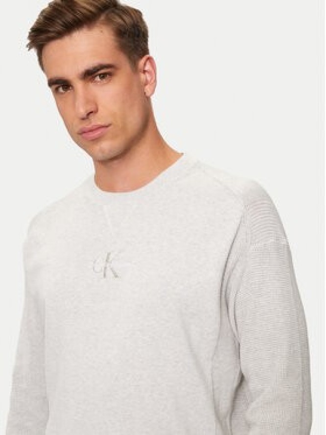 Calvin Klein Jeans Sweter Monologo J30J325671 Szary Regular Fit