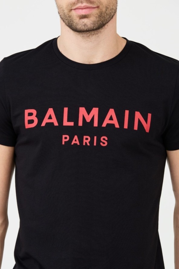 BALMAIN T-shirt czarny z czerwonym logo