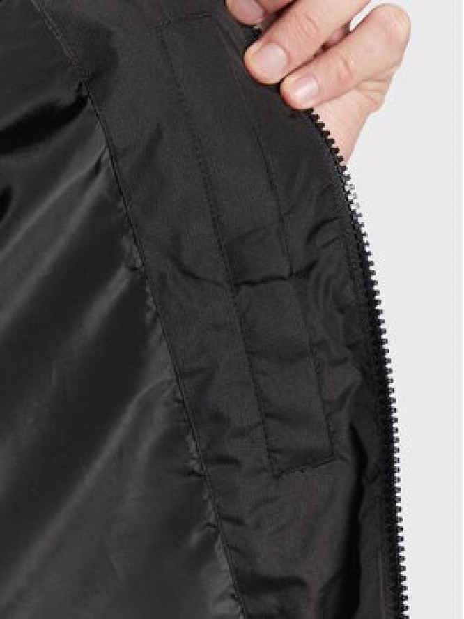 Calvin Klein Jeans Kurtka przejściowa J30J322931 Czarny Regular Fit
