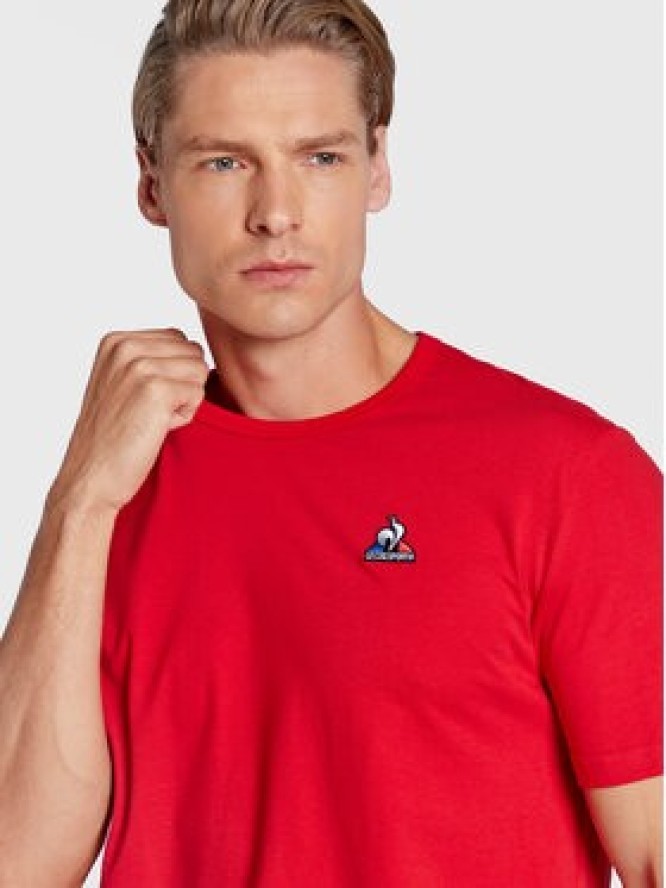 Le Coq Sportif T-Shirt 2120203 Czerwony Regular Fit