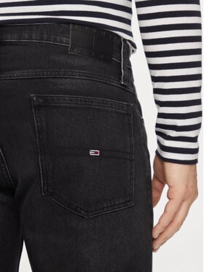 Tommy Jeans Szorty jeansowe Ronnie DM0DM18784 Czarny Slim Fit