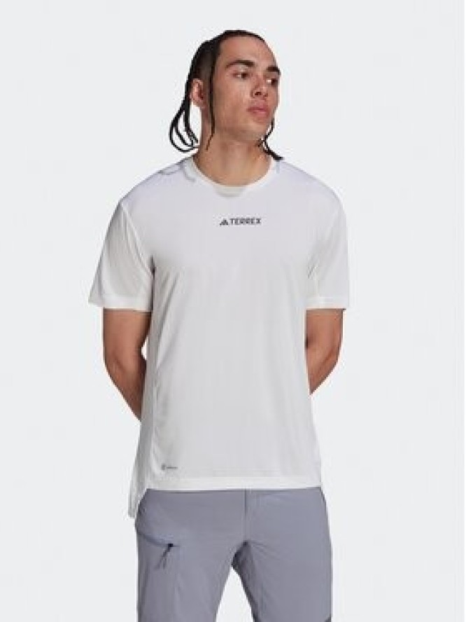 adidas T-Shirt Terrex Multi T-Shirt HM4047 Biały Regular Fit