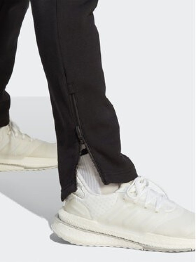 adidas Spodnie dresowe All SZN Fleece IB4070 Czarny Regular Fit