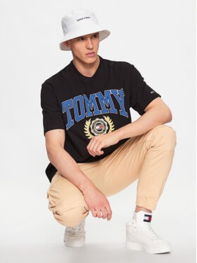 Tommy Jeans T-Shirt DM0DM16832 Czarny Relaxed Fit