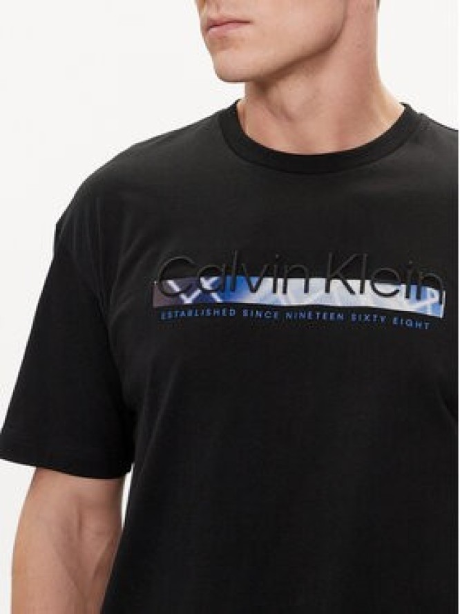 Calvin Klein T-Shirt Raised Linear Logo K10K112490 Czarny Regular Fit