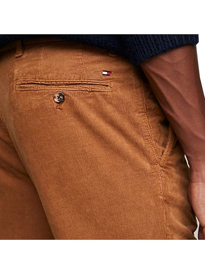 Tommy Hilfiger Spodnie chino w kolorze karmelowym rozmiar: W30/L32