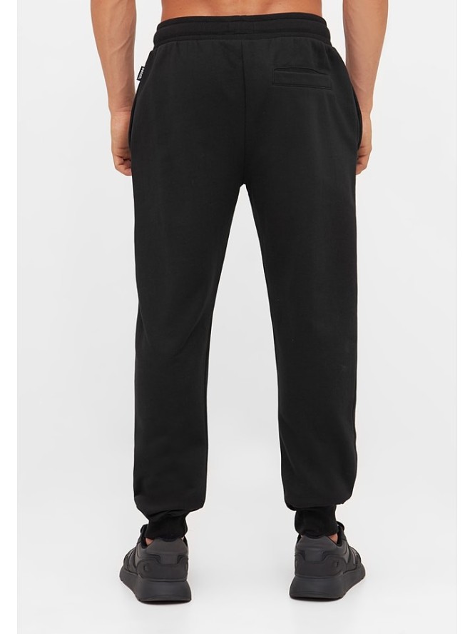 Bench Spodnie dresowe "Sully" w kolorze czarnym rozmiar: 48