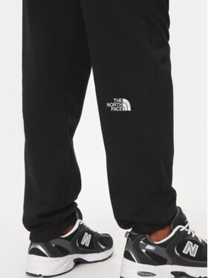 The North Face Spodnie dresowe Essential NF0A8A6J Czarny Relaxed Fit