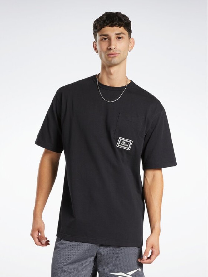 Reebok T-Shirt Basketball Heavyweight Pocket HU2012 Czarny Oversize