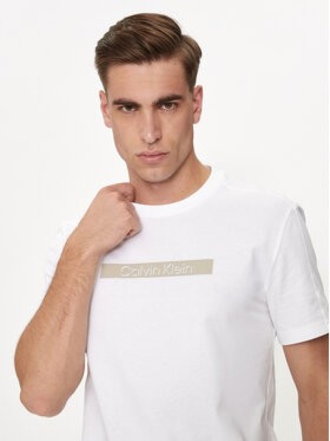 Calvin Klein T-Shirt Shadow Logo K10K113110 Biały Regular Fit