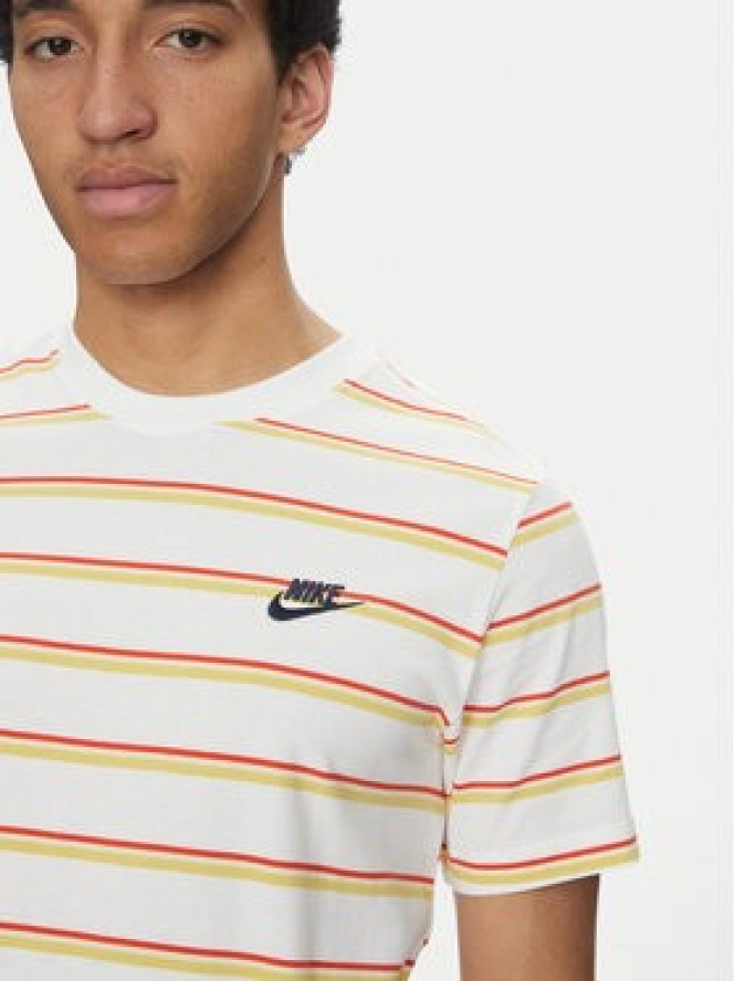 Nike T-Shirt DZ2985 Biały Regular Fit