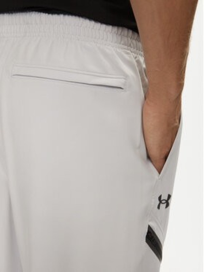 Under Armour Spodnie dresowe Unstoppable 1388823 Szary Loose Fit