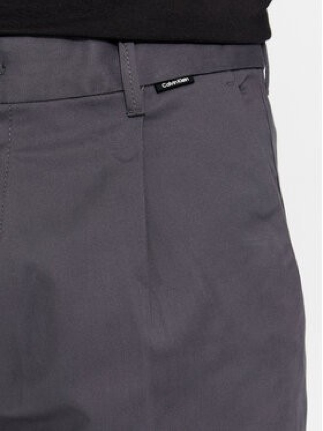 Calvin Klein Spodnie garniturowe Modern Twill Tapered Pleat K10K111490 Szary Slim Fit