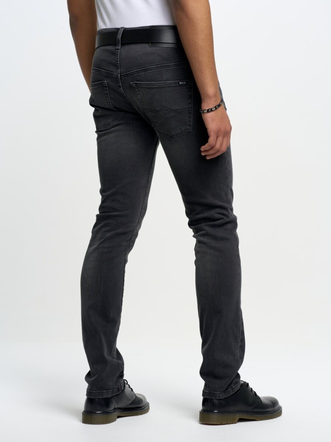 Spodnie jeans męskie dopasowane Martin 953
