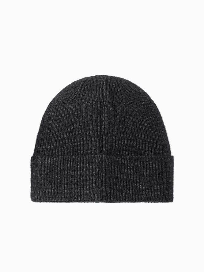 Dzianinowa męska czapka beanie z naszywką – czarny melanż V1 OM-ACWH-0123 - uniwersalny