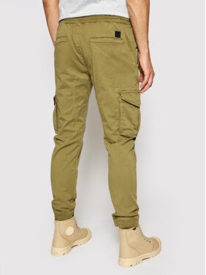 Alpha Industries Joggery 116202 Zielony Tapered Fit