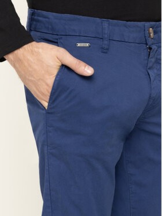 Guess Spodnie materiałowe M92B29 WBFE0 Granatowy Slim Fit