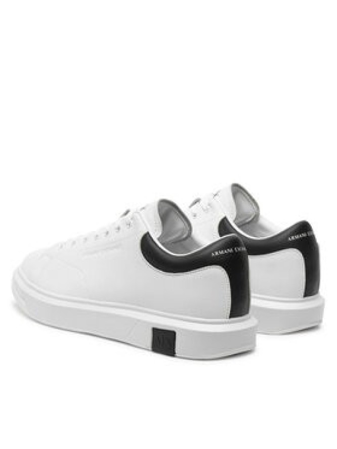 Armani Exchange Sneakersy XUX123 XV534 K488 Biały