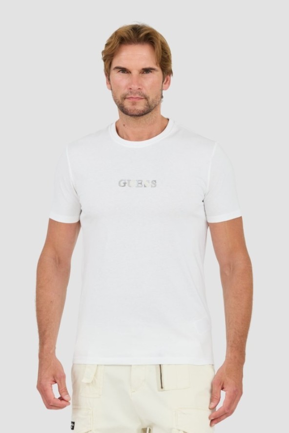 GUESS Biały t-shirt z haftowanym logo