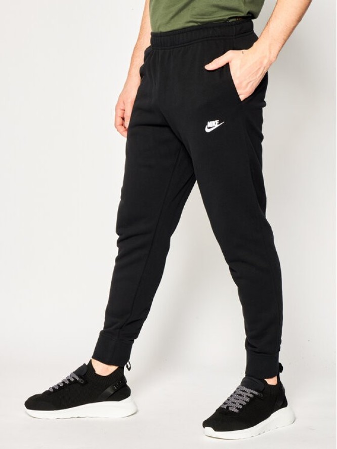 Nike Spodnie dresowe Sportswear Club BV2679 Czarny Standard Fit