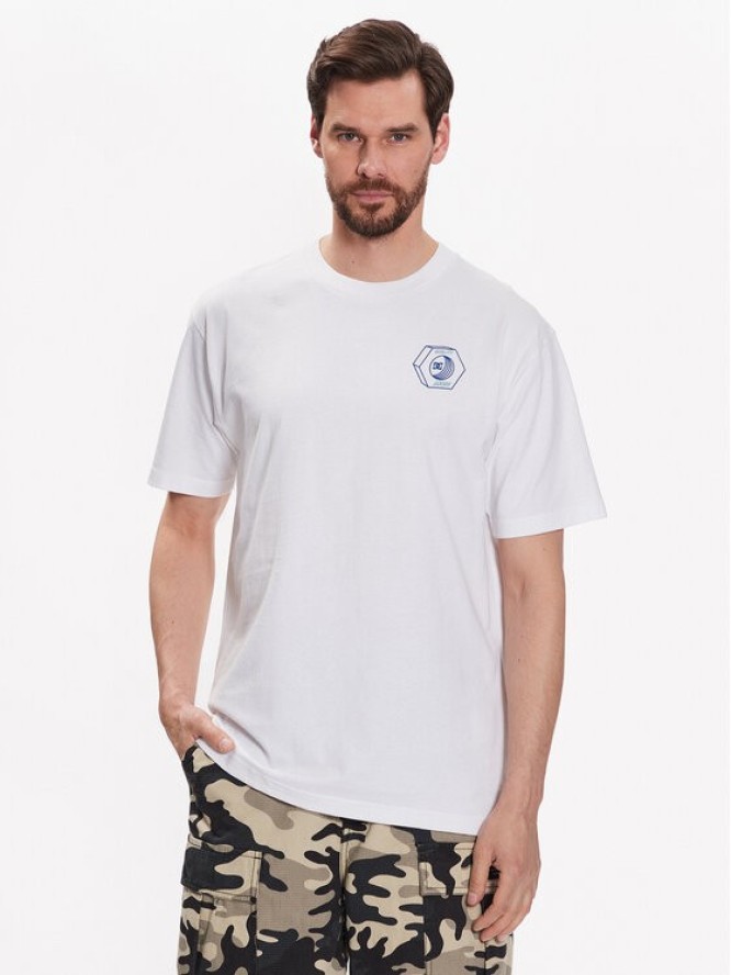 DC T-Shirt Quality Goods ADYZT05235 Biały Relaxed Fit