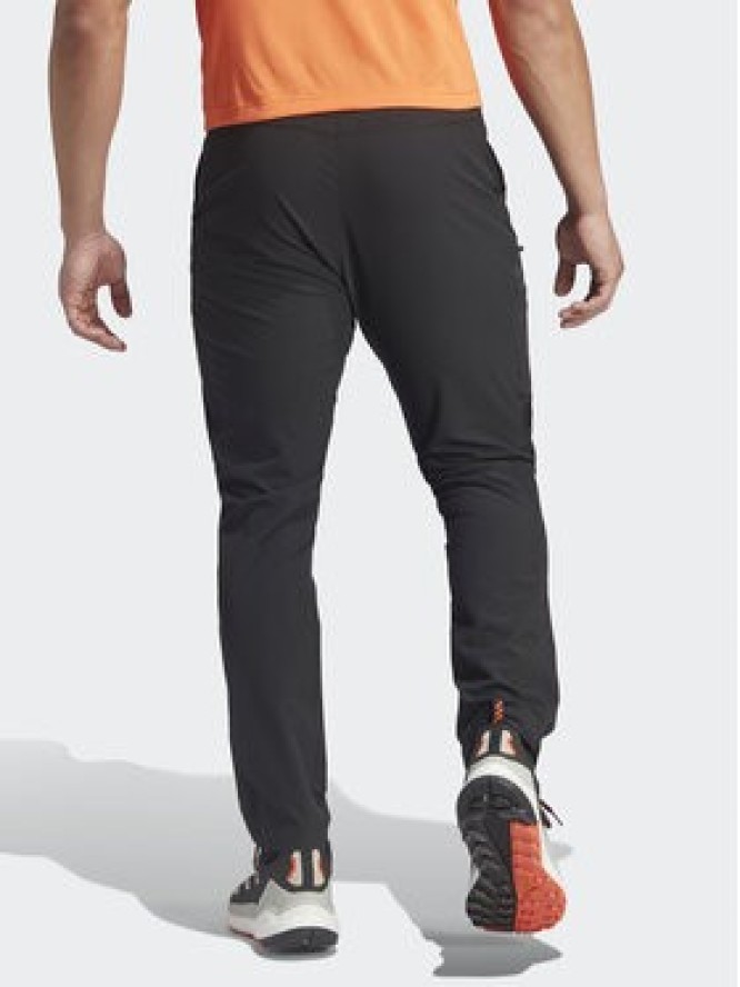 adidas Spodnie dresowe IB1119 Czarny Regular Fit