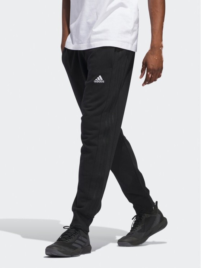 adidas Spodnie dresowe Essentials HZ2218 Czarny Regular Fit