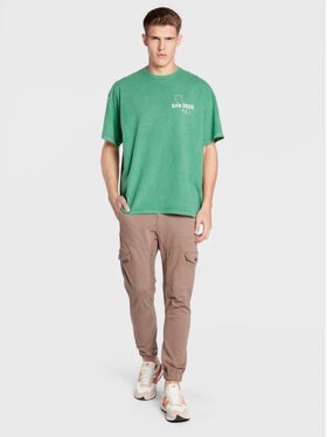 BDG Urban Outfitters T-Shirt 75326066 Zielony Regular Fit