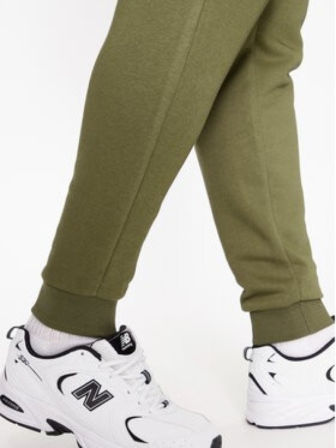 Fila Spodnie dresowe FAM0500 Zielony Regular Fit
