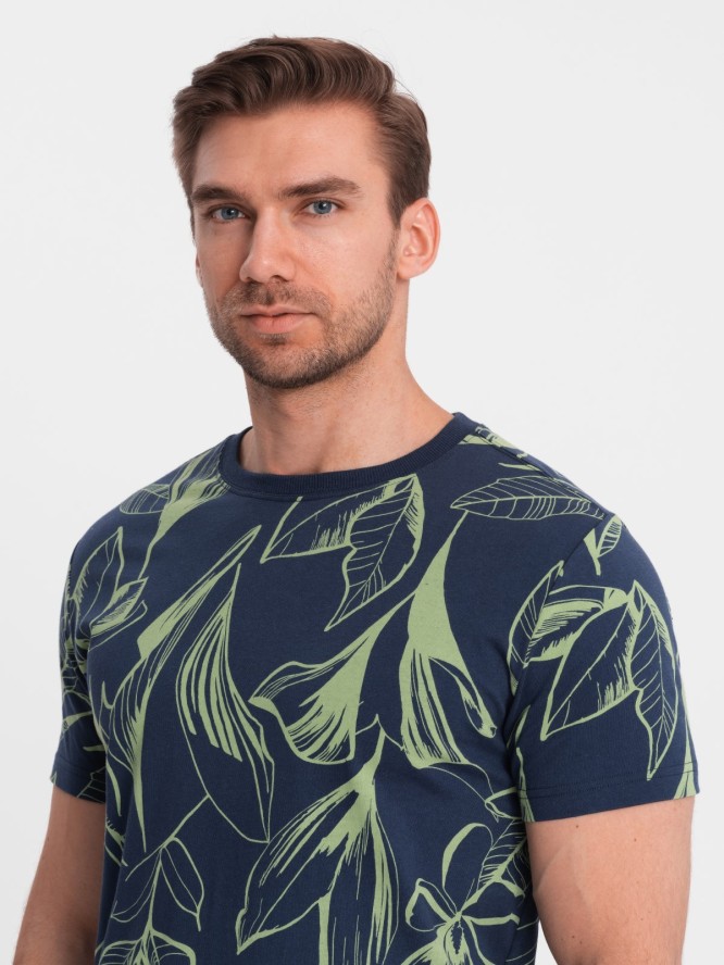 T-shirt męski fullprint w kontrastowe liście - granatowy V5 OM-TSFP-0180 - XXL