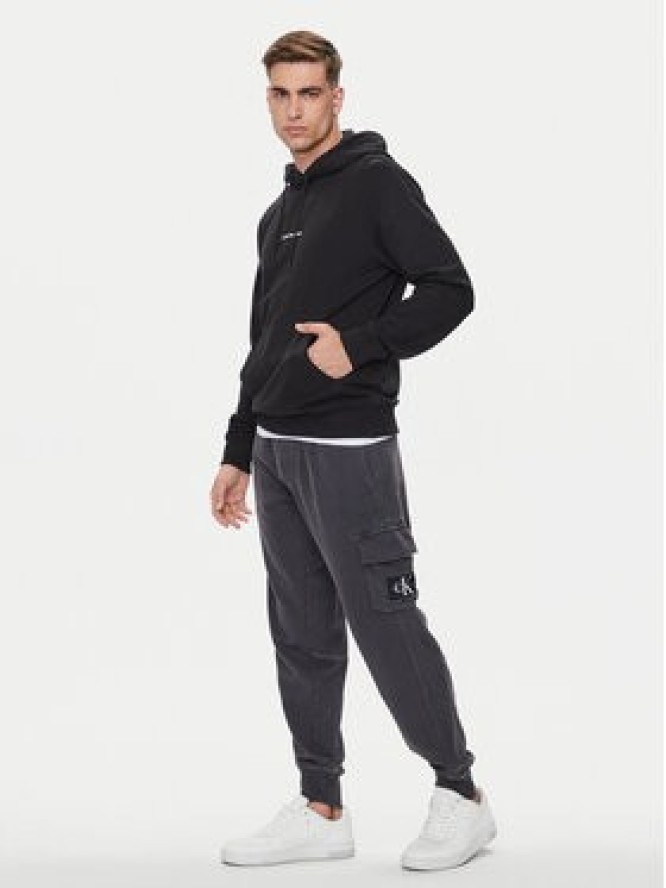 Calvin Klein Jeans Joggery J30J325663 Szary Regular Fit