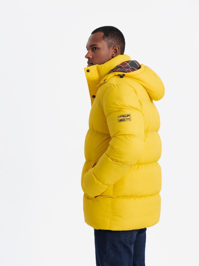 Kurtka męska typu puffer z podszewką w kratę – żółta V3 OM-JAHP-0205 - XXL