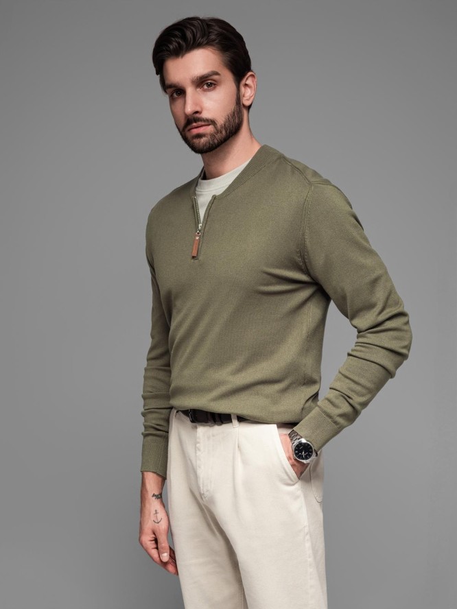 Sweter męski z wiskozą i rozpinanym dekoltem – oliwkowy V1 OM-SWZS-0124 - XXL