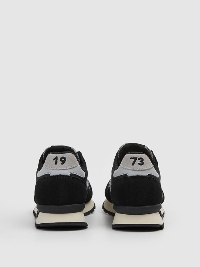 Pepe Jeans FOOTWEAR Sneakersy w kolorze czarnym rozmiar: 40