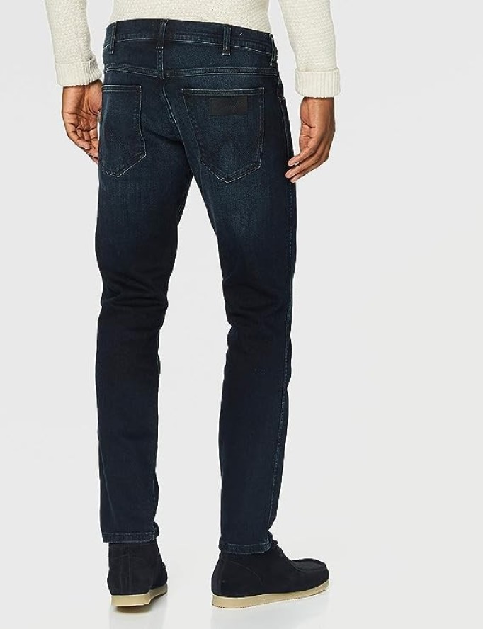 WRANGLER LARSTON MĘSKIE SPODNIE JEANSOWE JEANSY SMOKEY NIGHT W18SLR404