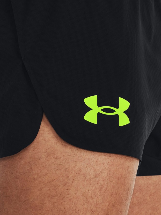 Spodenki do biegania męskie Under Armour UA Lighter Than Air Short - czarne